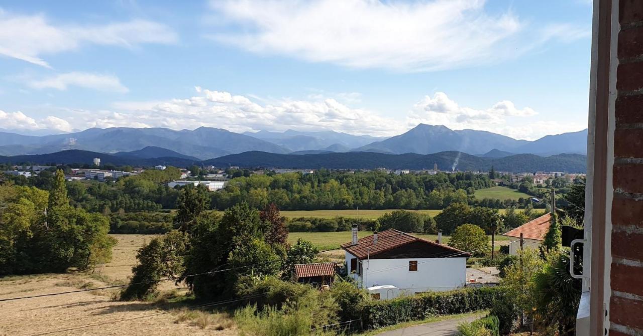 Pyrenees Vue Gite - Vues Fantastique, Parking Gratuit Sur Place & Piscine Saint Gaudens Exterior photo